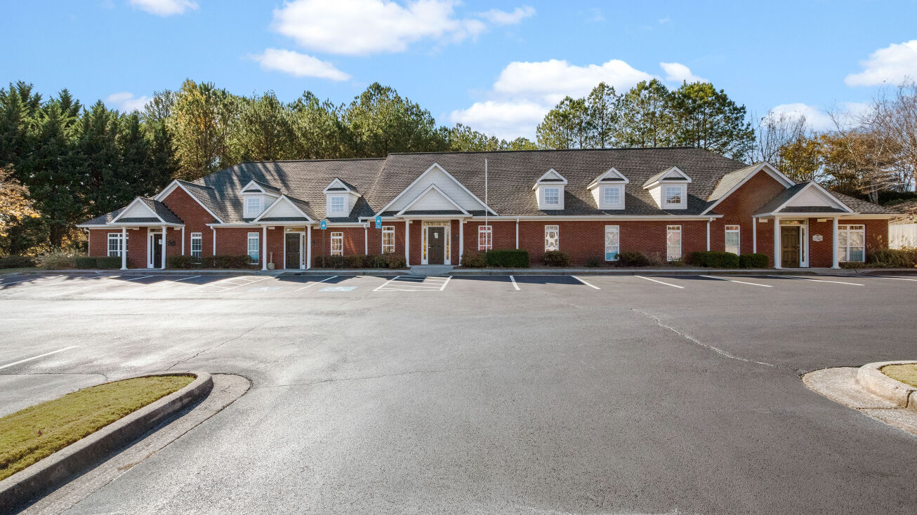 Exterior of 110 Evans Mill Dr, Building 500